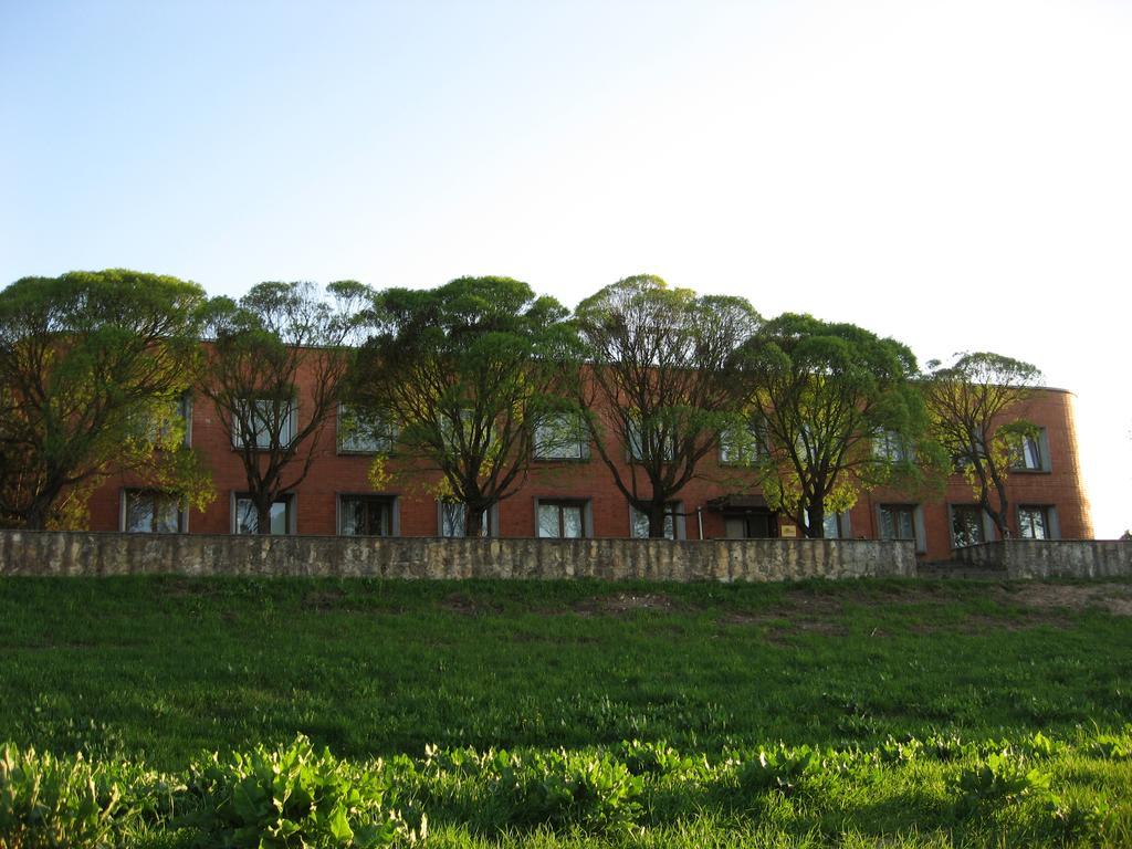 Daugavkrasti Hotel Jēkabpils Exterior foto